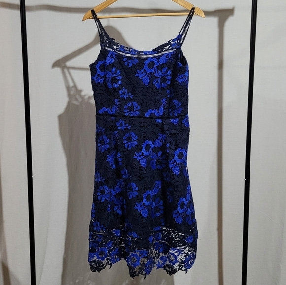 Tahari dress navy royal blue crochet summer floral prom size 6 sleeveless sexy - Picture 6 of 15
